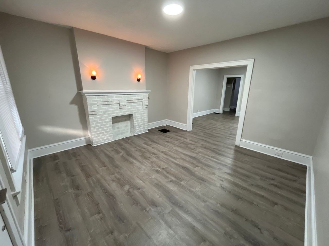 810 Wager St - Photo 3 of 17