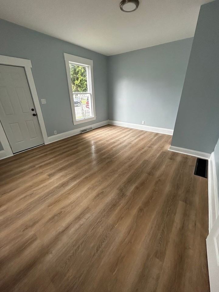 134 Beckett St - Photo 3 of 14