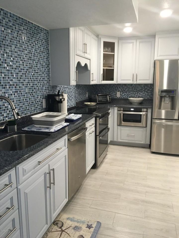 3613 S Banana River Blvd - Photo 5 of 17