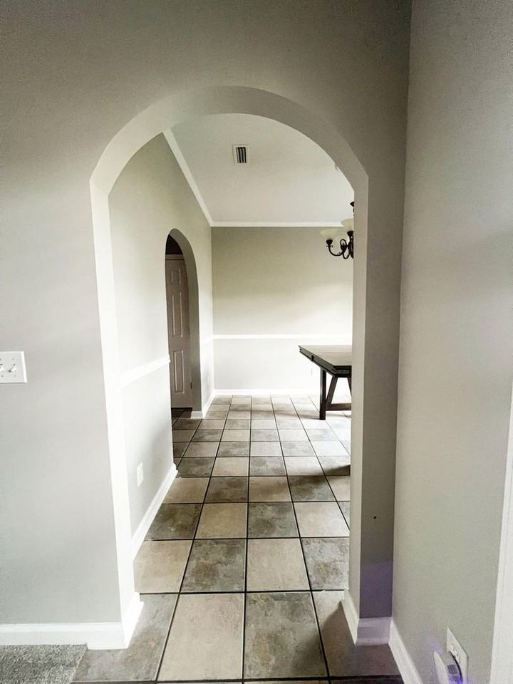 111 Remington Way - Photo 6 of 21