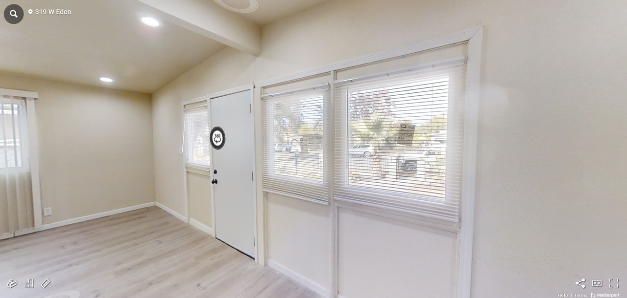 319 W Eden Ave - Photo 3 of 17