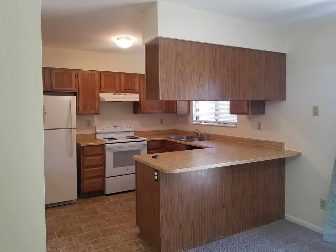 2718-2720 Sagebrush Drive - Photo 2 of 14