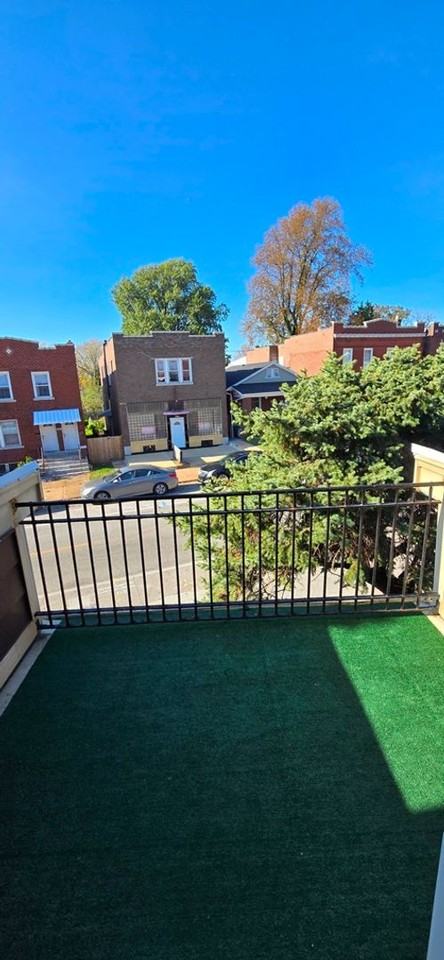 4520 Morganford Rd - Photo 7 of 14