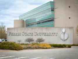 featured image of 19500 14 Mile Rd