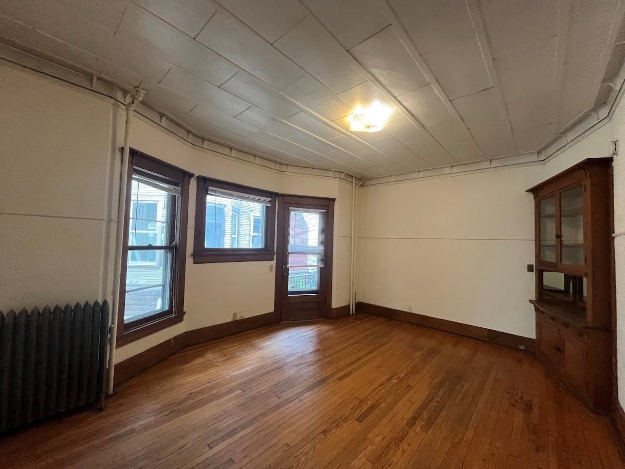 932 Spaight St - Photo 7 of 16