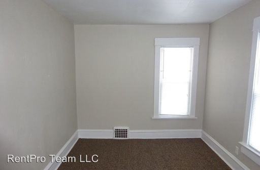 1228-1230 15th ST - Photo 2 of 8