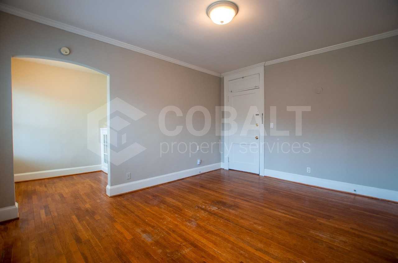 678 Somerset Terrace - Photo 2 of 29