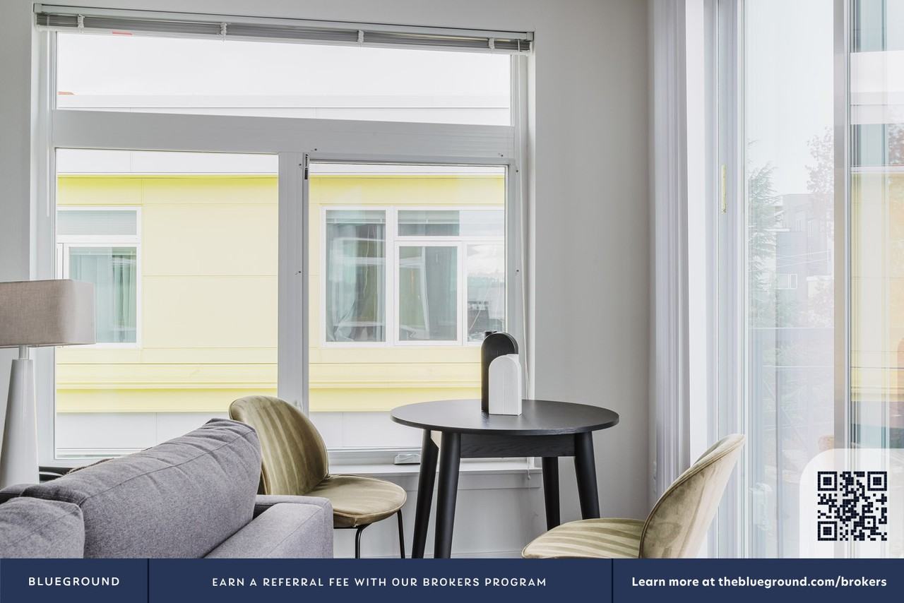 622 Rainier Avenue South - Photo 5 of 170