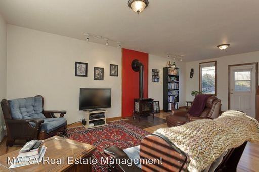 3929 W Connecticut St - Photo 3 of 19