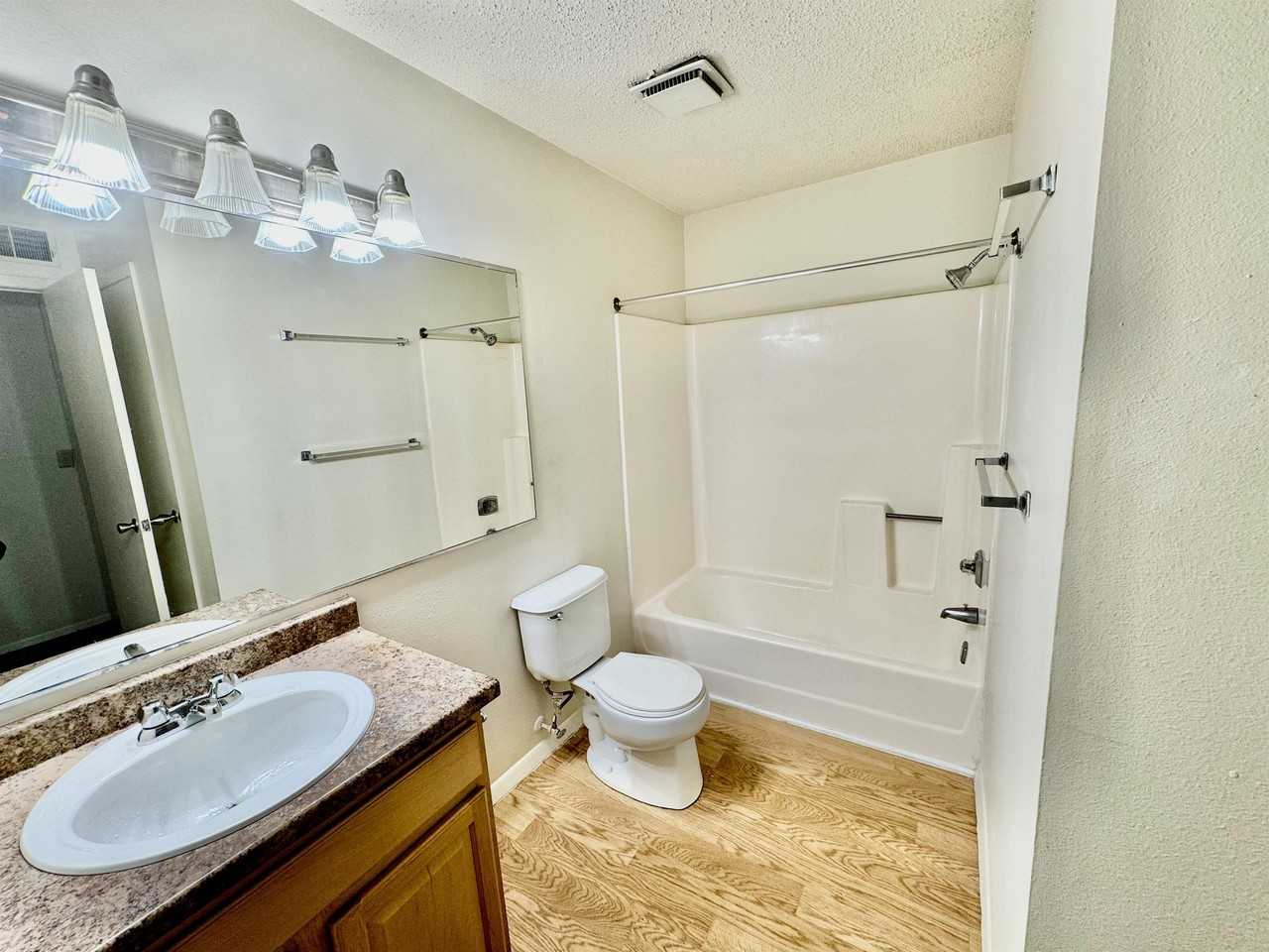 Eagles Pointe - Photo 7 of 20