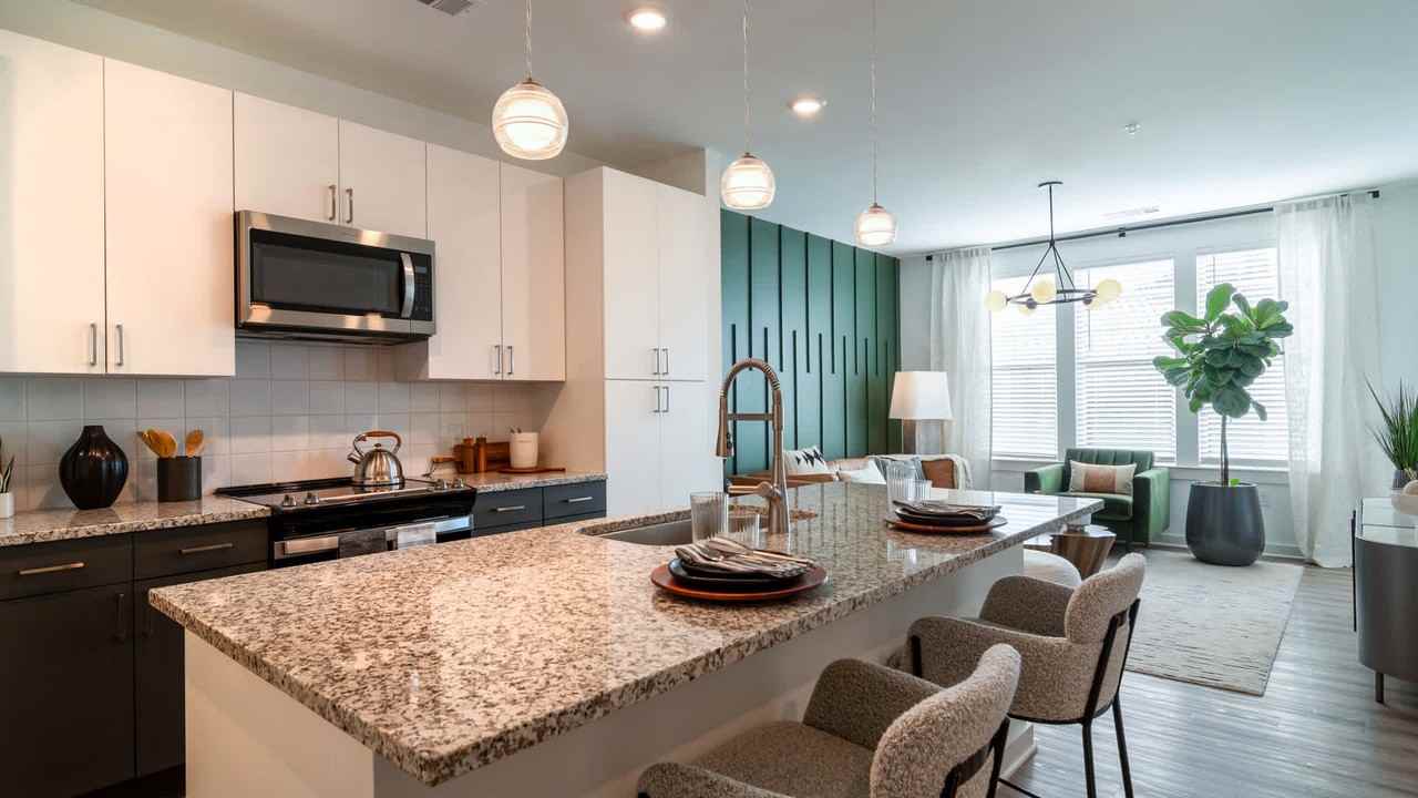 Lyric Sugar Hill - Photo 4 of 28