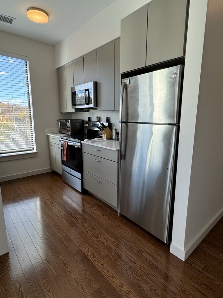 455 Harvard St #4000 - Photo 3 of 18