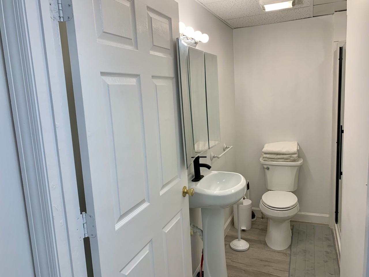 6622 W Lee Hwy #B - Photo 7 of 19