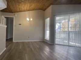 featured image of 9 Chase Oaks Ct #2