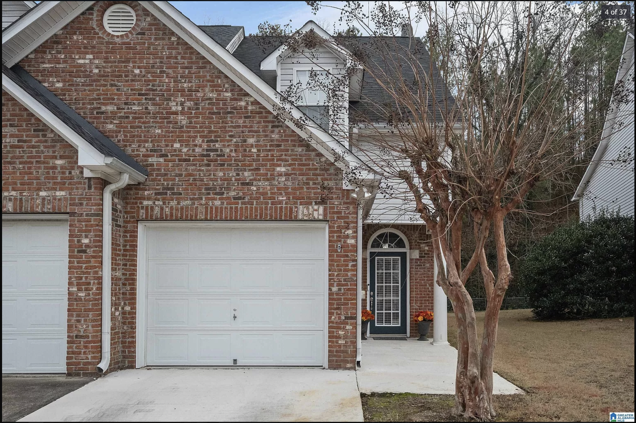 1603 Savannah Park Ln - Photo 2 of 34