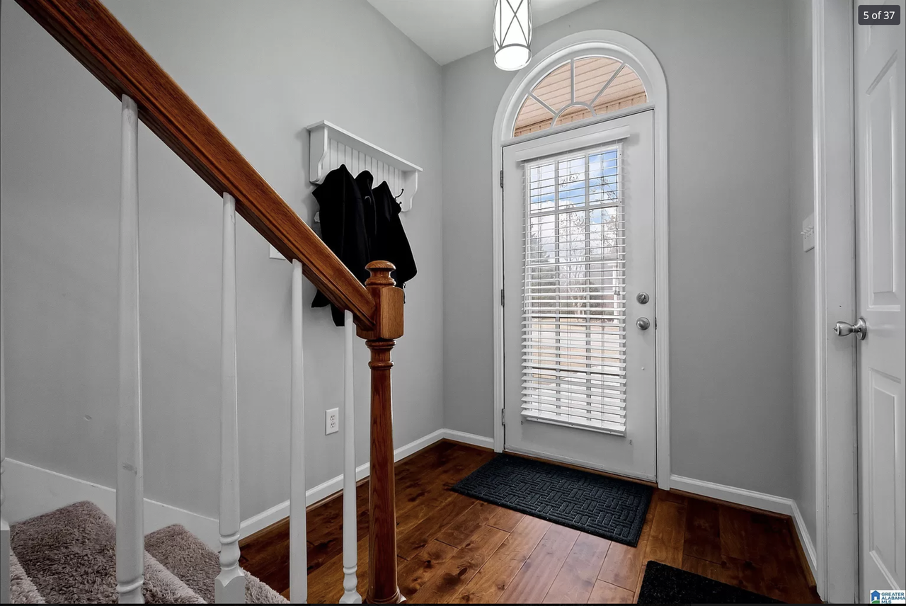 1603 Savannah Park Ln - Photo 4 of 34