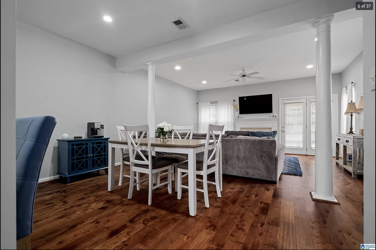 1603 Savannah Park Ln - Photo 5 of 34