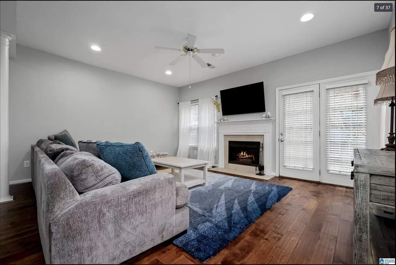 1603 Savannah Park Ln - Photo 6 of 34