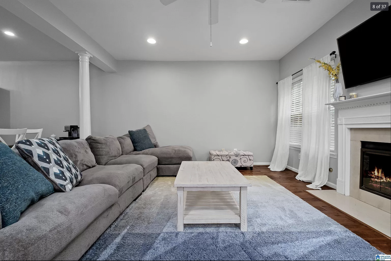 1603 Savannah Park Ln - Photo 7 of 34