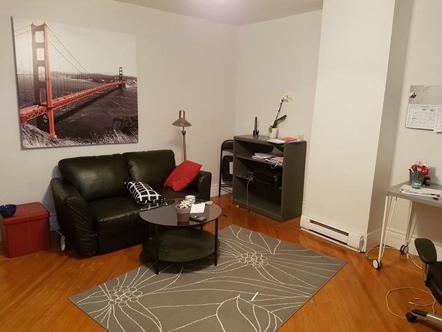 394 Brock St #3 - Photo 3 of 8