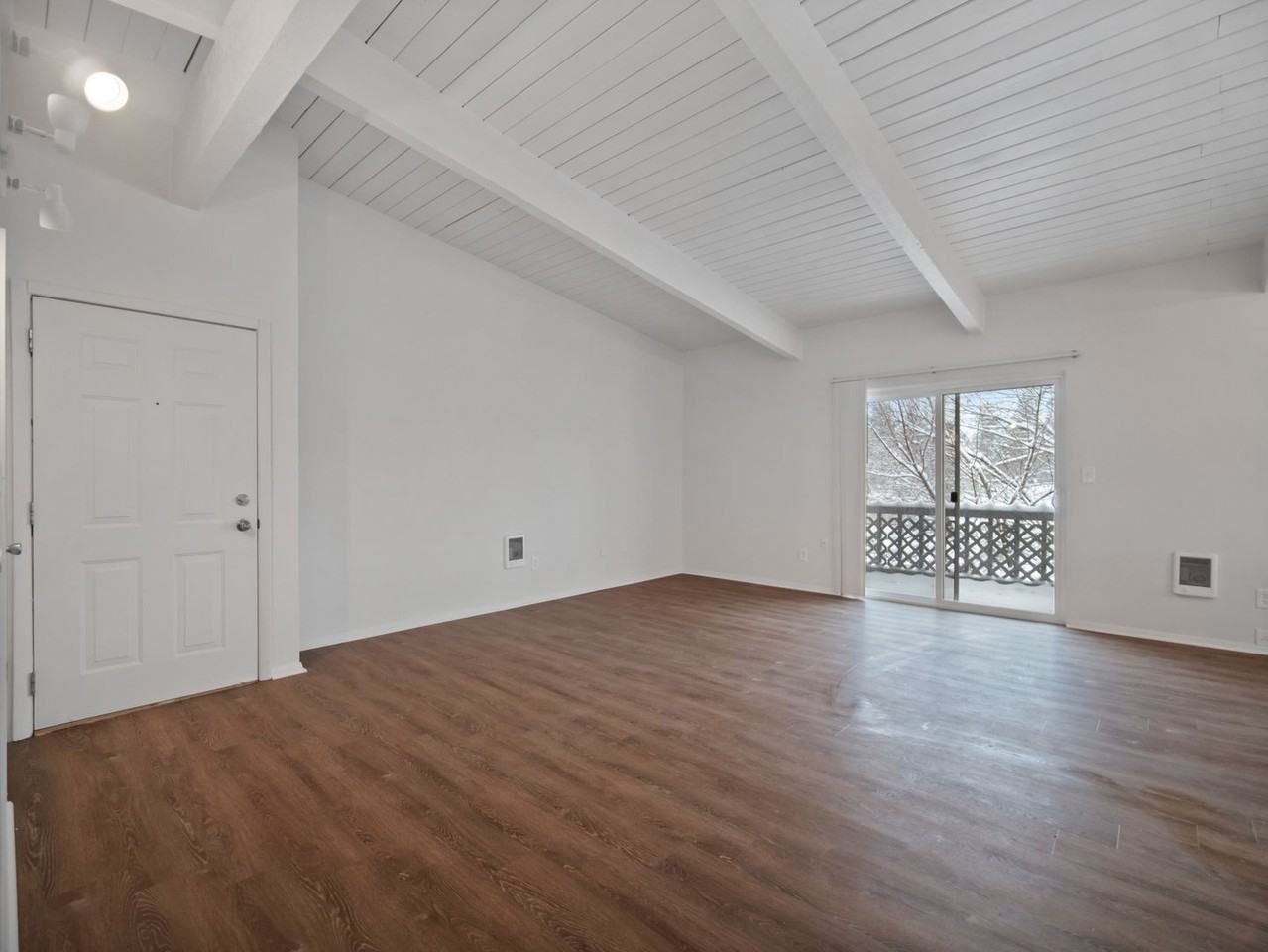 9025 E Liberty Ave - Photo 4 of 13