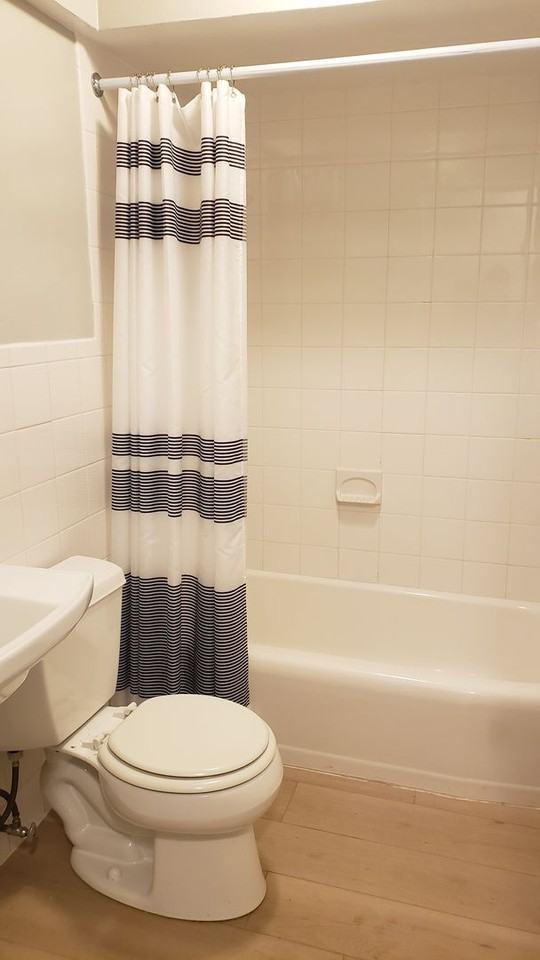 2349-59 W. Jarvis/7335-37 N. Western - Photo 7 of 10