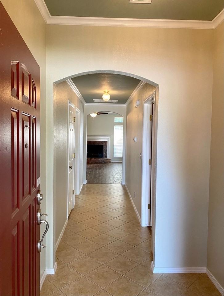 7401 S 93rd East Ave - Photo 2 of 20