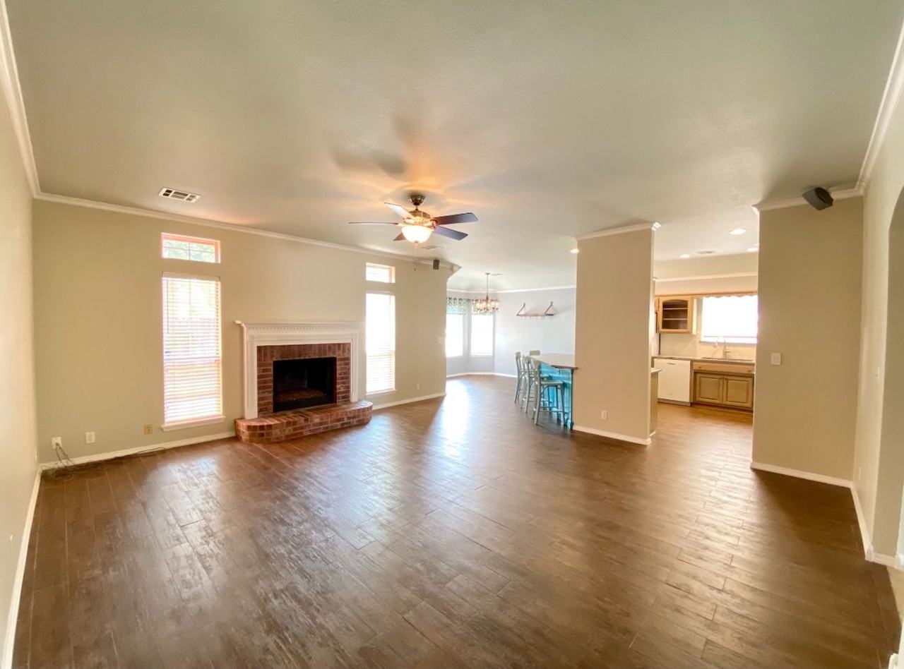 7401 S 93rd East Ave - Photo 3 of 20