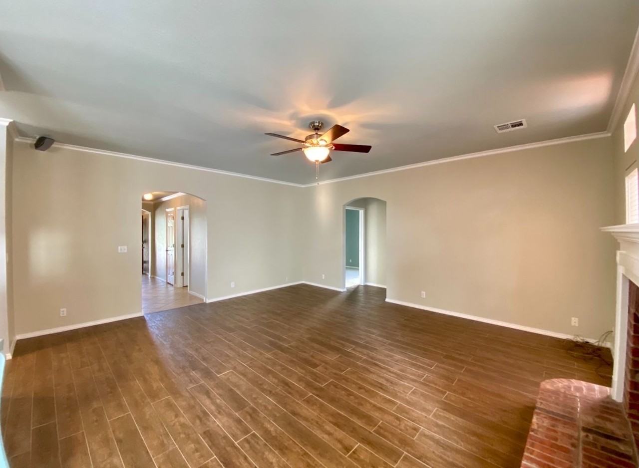 7401 S 93rd East Ave - Photo 4 of 20