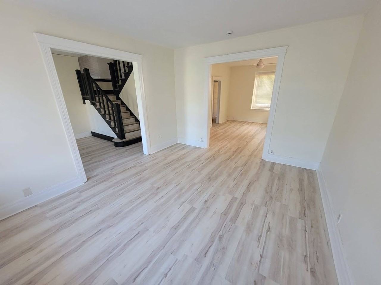 3463 Montclair St - Photo 2 of 16