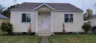 715 Ne 13th St - Photo 1 of 1