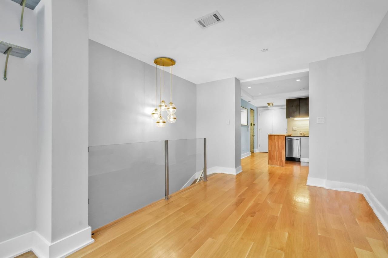 351 S 3rd St ##1c - Photo 3 of 24