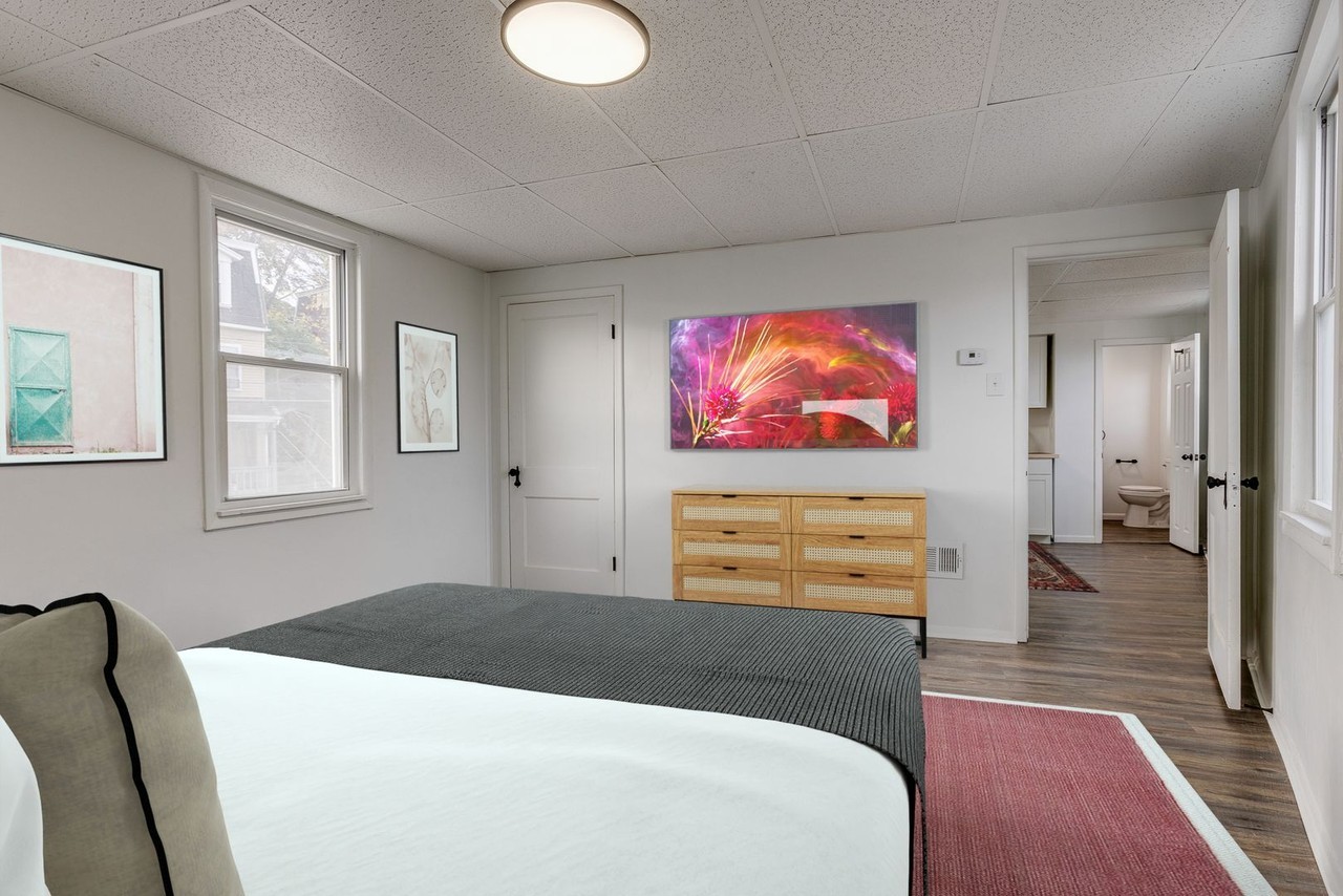 1931 Arlington Ave - Photo 3 of 14