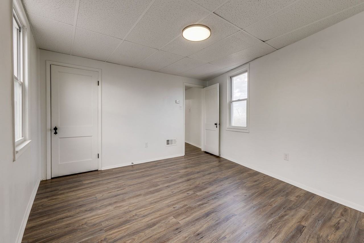 1931 Arlington Ave - Photo 6 of 14