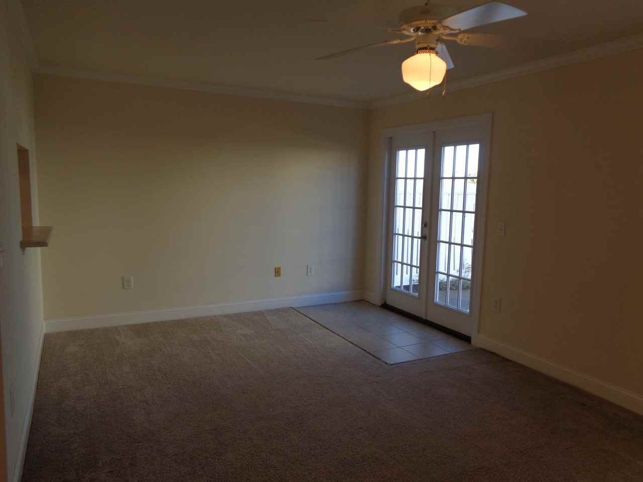 802 Majestic Dr - Photo 6 of 15