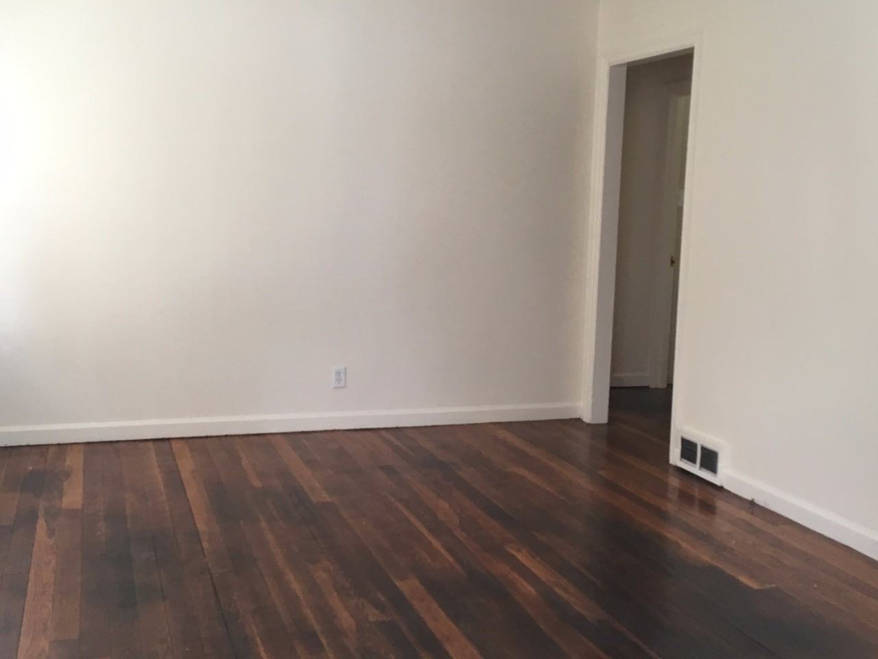 1815 Kentucky Ave - Photo 3 of 8