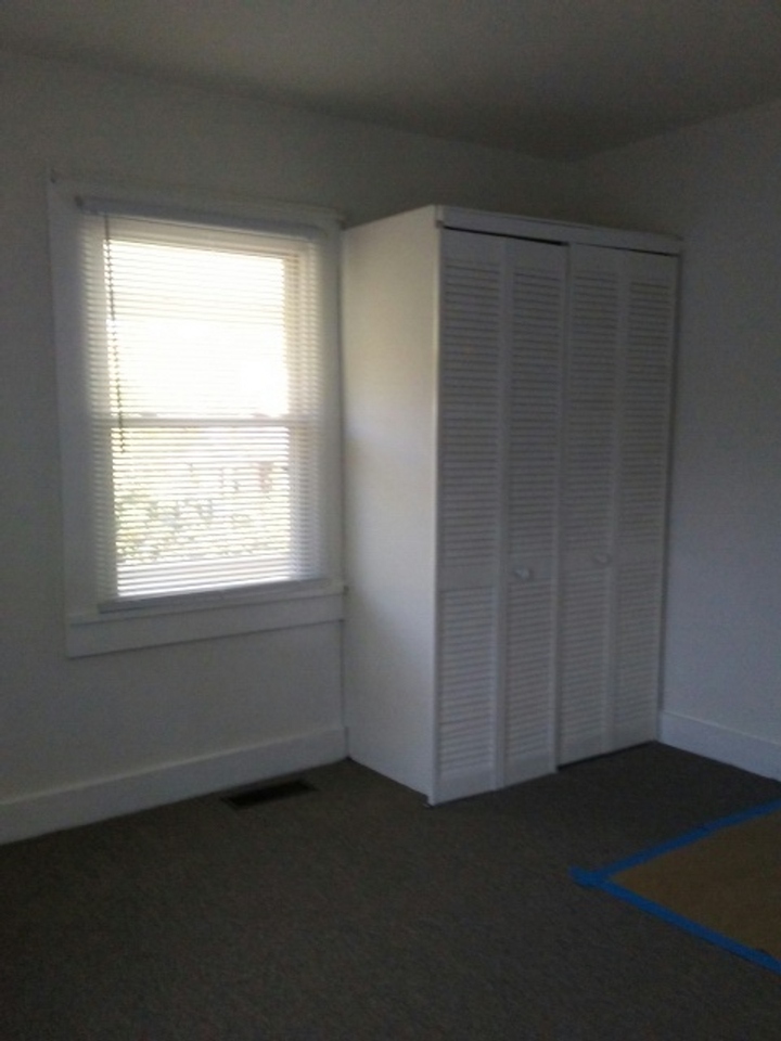 26 Hook Ln - Photo 7 of 20