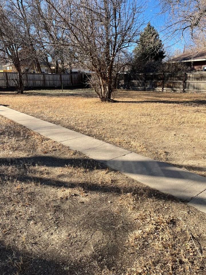 313 East 6th Street - Photo 2 of 34