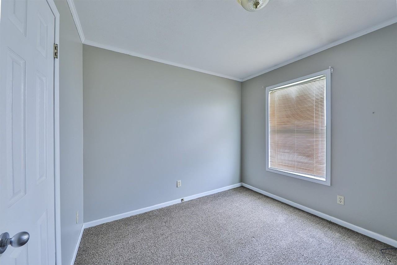 217 E St - Photo 6 of 12
