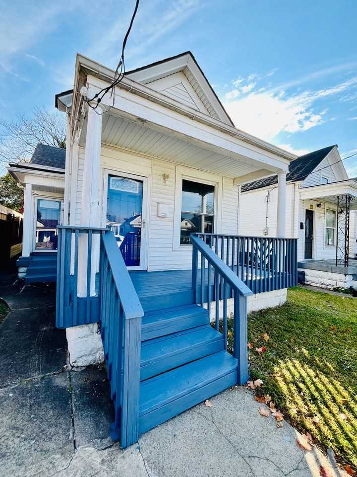 419 N 20th St - Photo 2 of 14