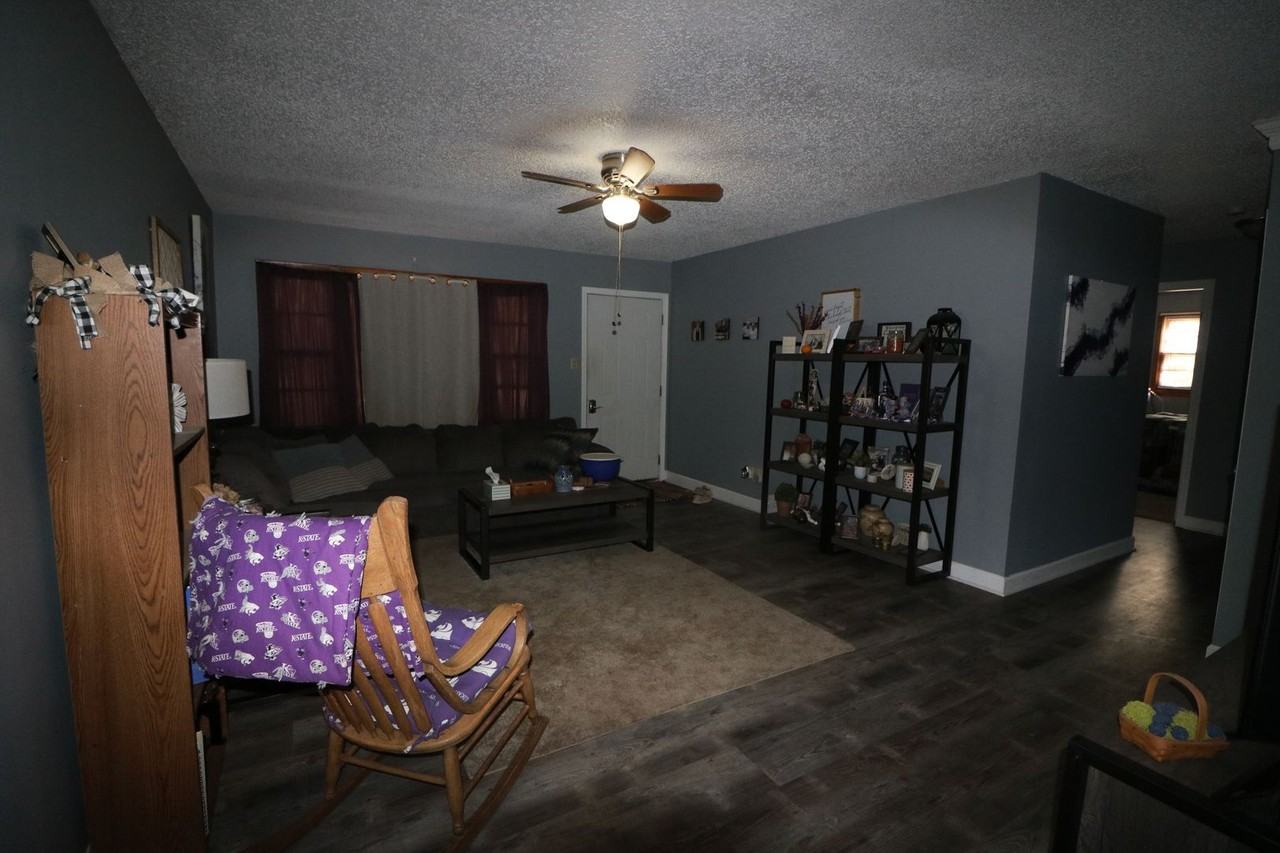 1709 Winne Dr - Photo 3 of 14