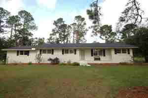 featured image of 609 E Stanfill St