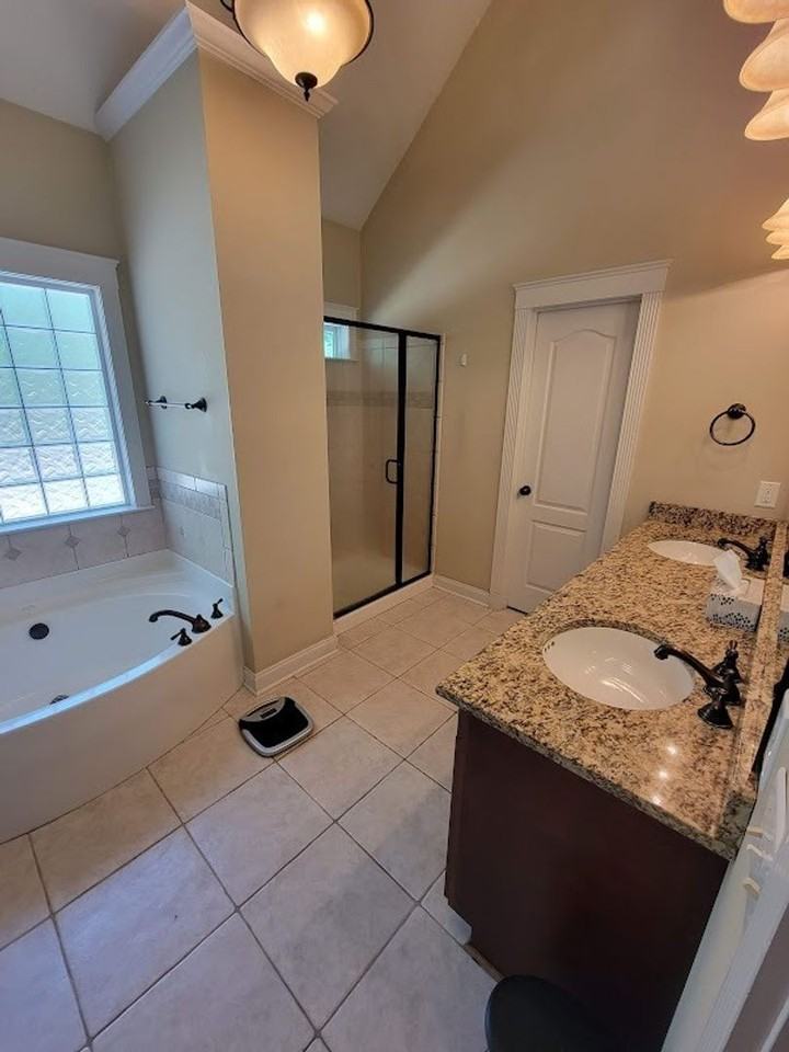 236 Ashland Oaks Dr - Photo 2 of 19