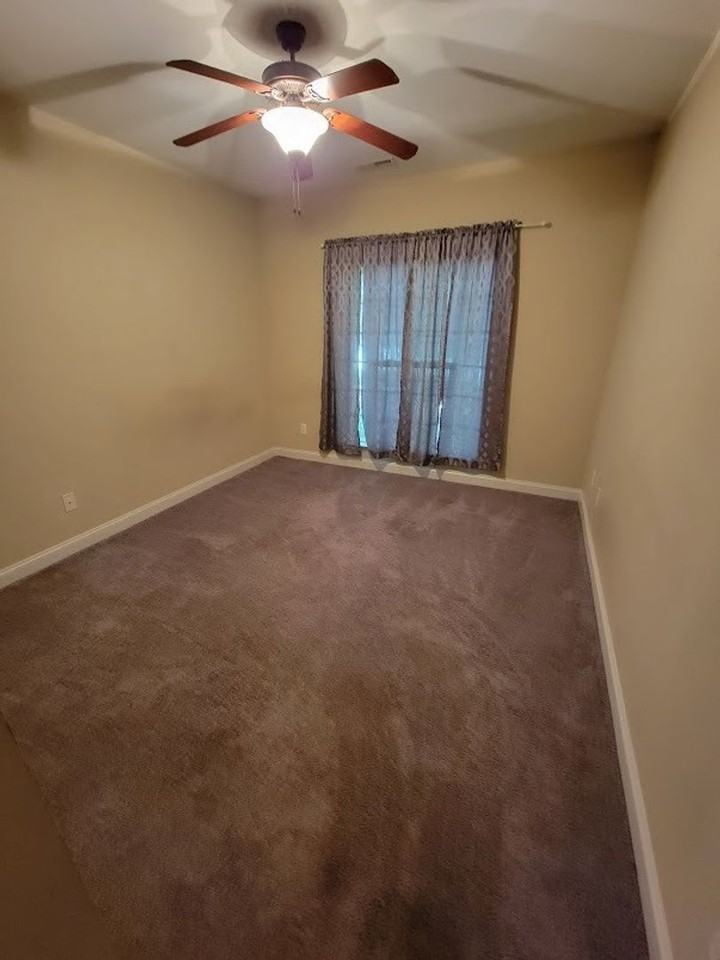 236 Ashland Oaks Dr - Photo 5 of 19
