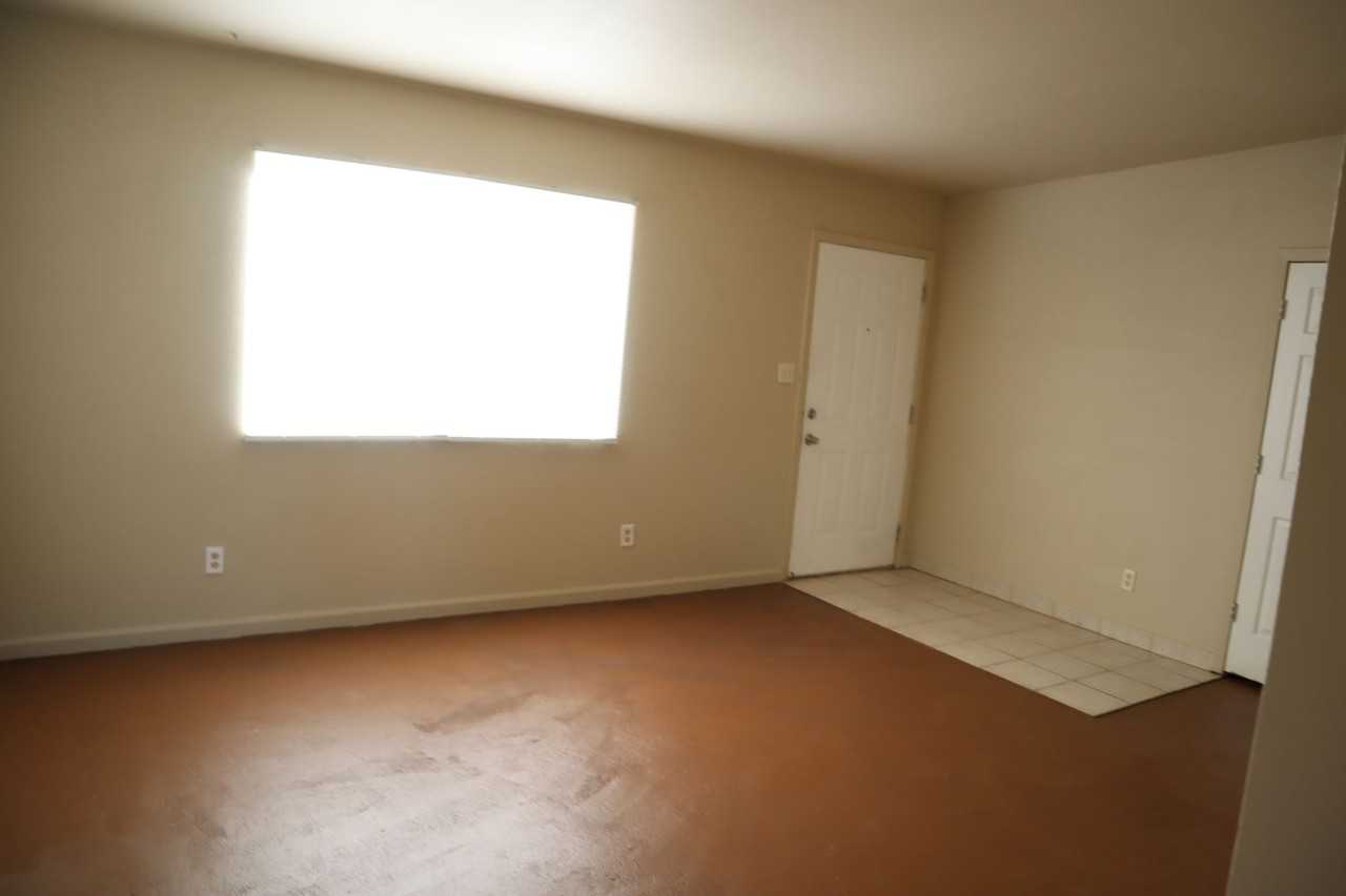 163 W 2nd St - Photo 7 of 19