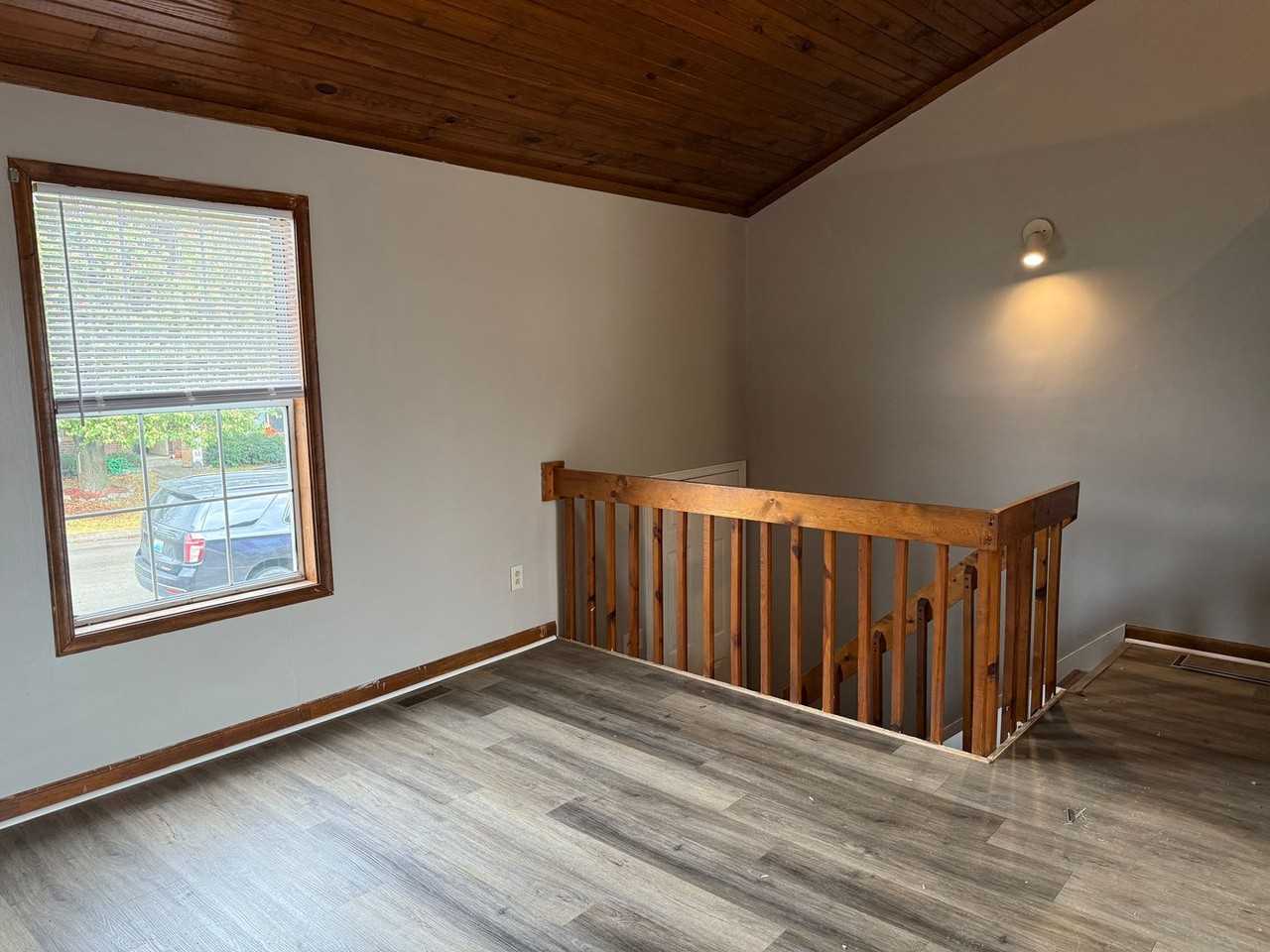 101 Gary Ct - Photo 3 of 8