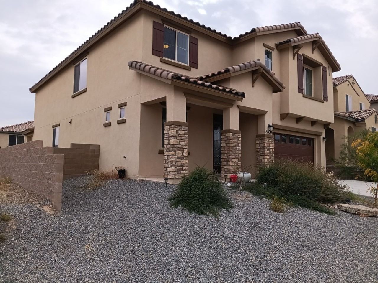 8800 Jet Stream Rd Nw - Photo 2 of 23