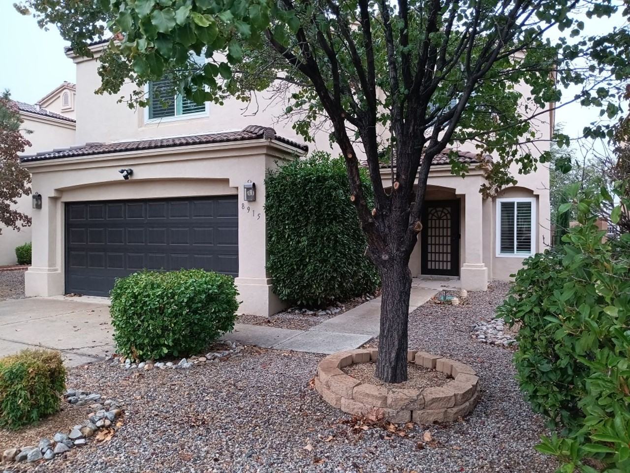 8915 Lochside Ln Ne - Photo 2 of 24