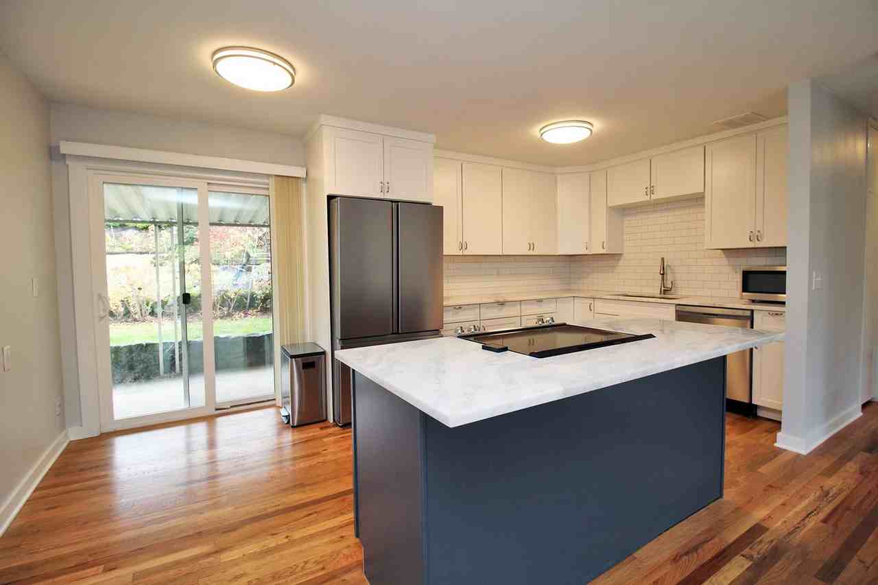 9655 N Edison St - Photo 6 of 26