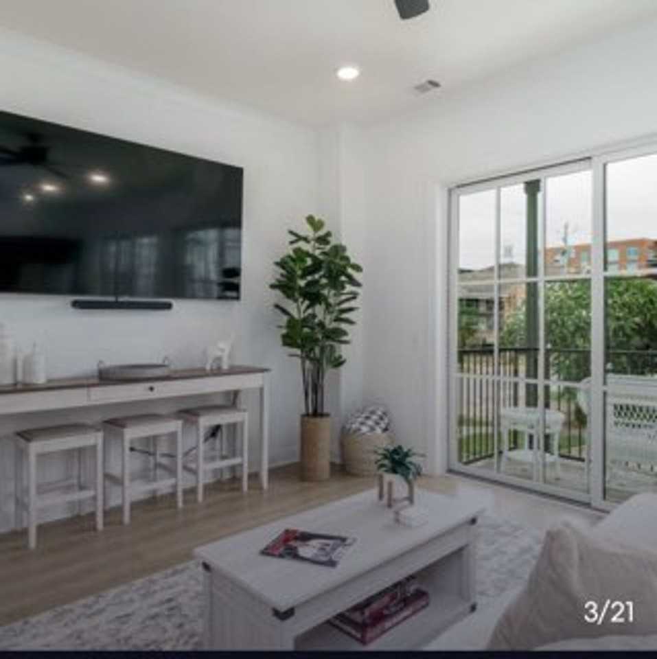 806 Red Drew Ave - Photo 3 of 16